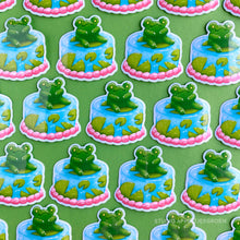 Load image into Gallery viewer, Frog Mail | Froggy cake Vinyl Sticker Flake

