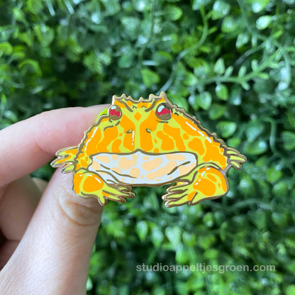 Enamel pin | Albino South American Horned Frog