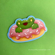 Load image into Gallery viewer, Floris the Frog | Donut Magnet
