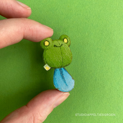 Wood pin | Tadpole plush