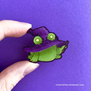 Frog Mail | Witch Wood pin