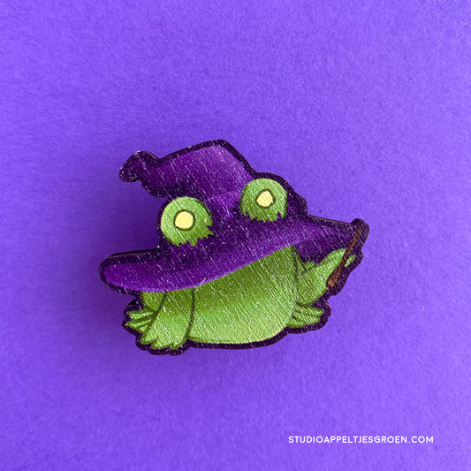 Wood pin | Witch frog