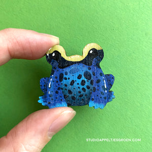 Frog Mail | Dendrobatea frog Wood pin