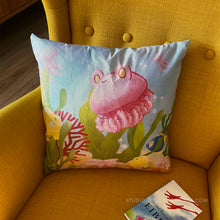 Load image into Gallery viewer, Pillow Case | Jellyfish
