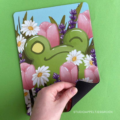 Mouse pad | Flower field frog