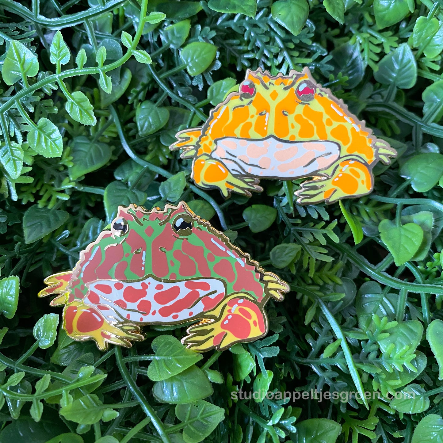 Enamel pin | Albino South American Horned Frog