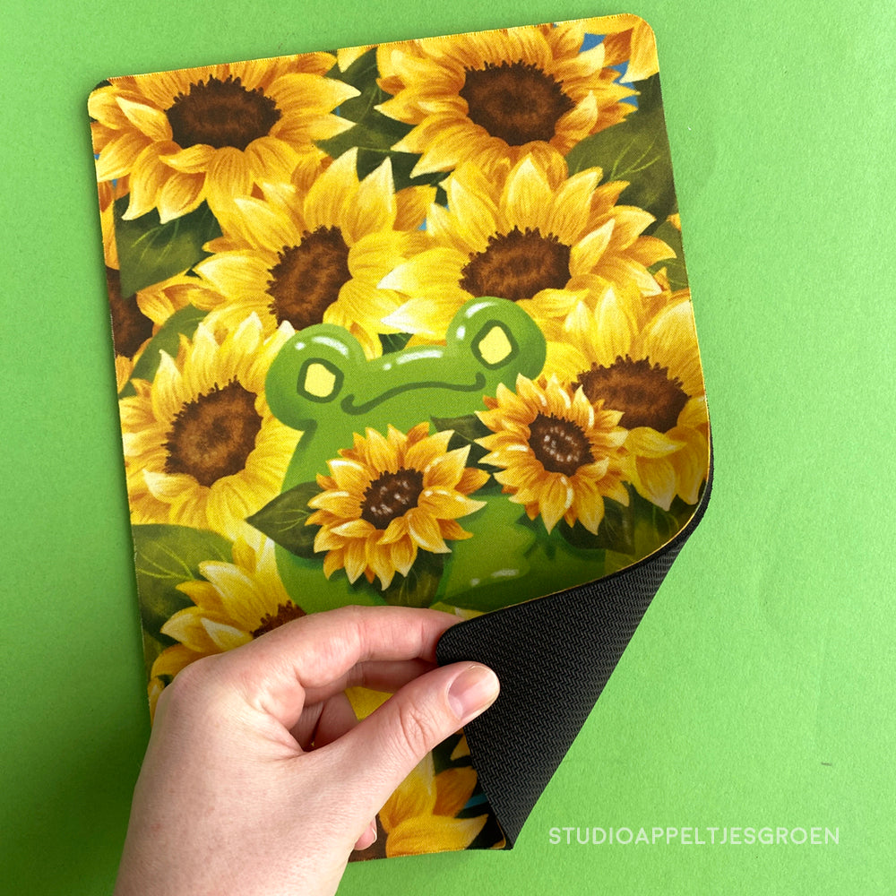 Mouse pad | Sunflowers frog