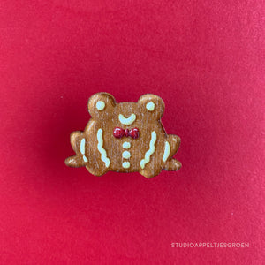 Frog Mail | Gingerbread frog Wood pin