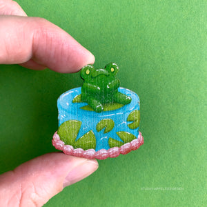 Frog Mail | Froggy cake Wood pin