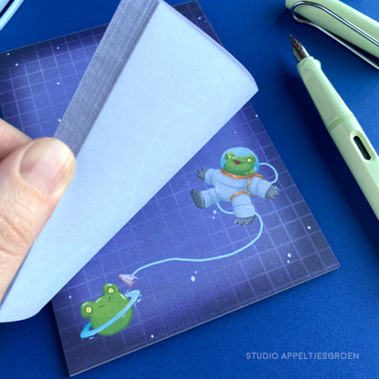 Notepad | Space walk frog