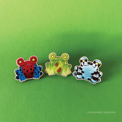 Wood pin | Glass frog